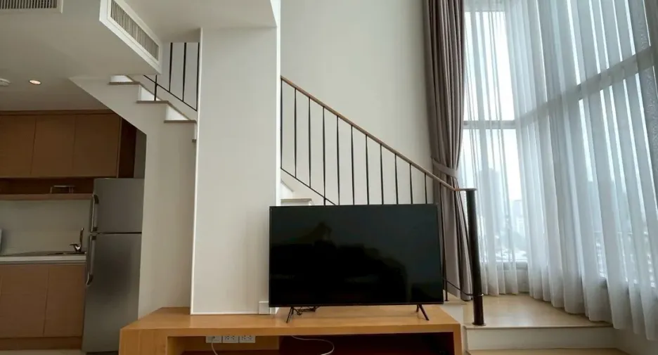 For rent 1 bed condo in Khlong Toei, Bangkok
