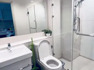 For rent studio condo in Pathum Wan, Bangkok