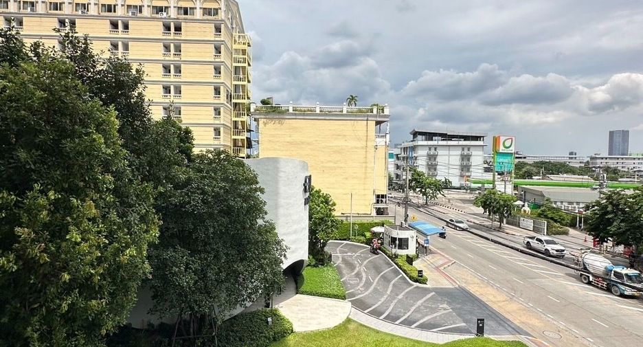 Wohnung zur Miete mit 1 Zimmer in Bang Na, Bangkok