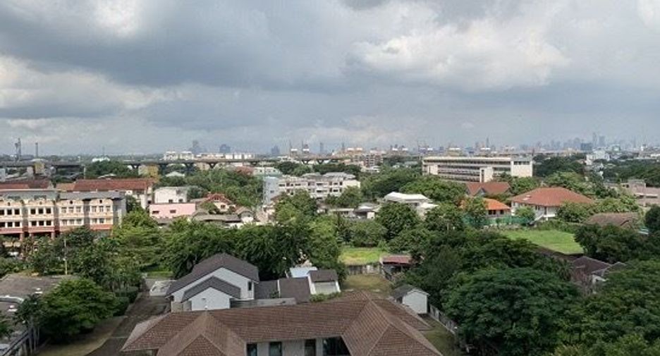 For rent 1 bed condo in Phra Khanong, Bangkok