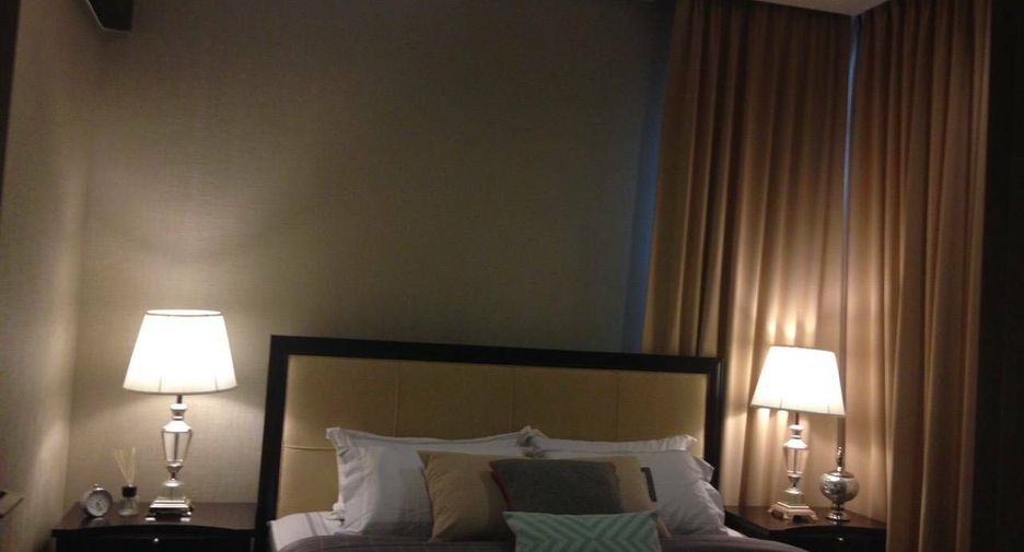 For rent 2 bedrooms condo in Khlong Toei, Bangkok