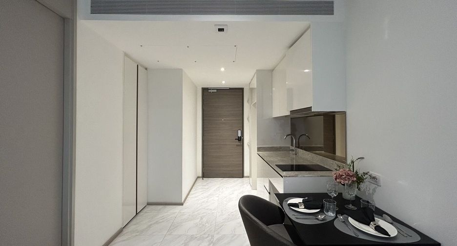 Condo en alquiler de 1 habitaciones en Khlong Toei, Bangkok