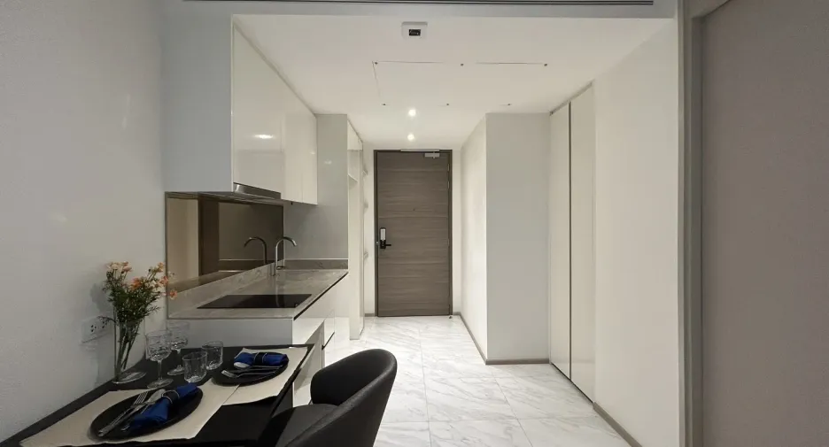 Condo en alquiler de 1 habitaciones en Khlong Toei, Bangkok
