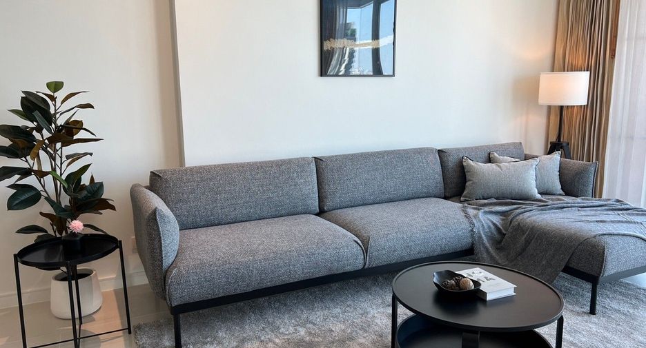 For rent 2 ベッドルーム condo in Khlong Toei, Bangkok
