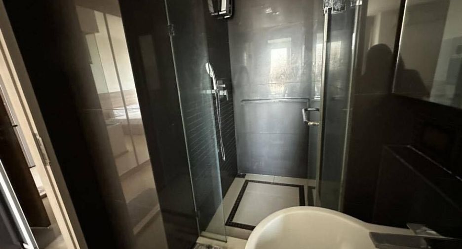 Condo en alquiler de 1 habitaciones en Phra Khanong, Bangkok