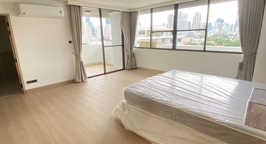 À louer 3 chambres appartement à Watthana, Bangkok