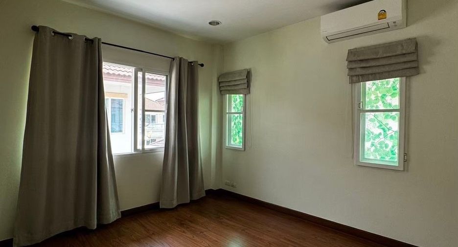 For rent 3 bedrooms house in Mueang Samut Prakan, Samut Prakan