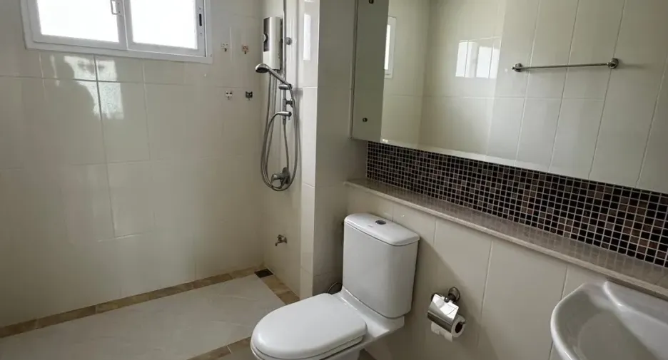 For rent 3 bedrooms house in Mueang Samut Prakan, Samut Prakan