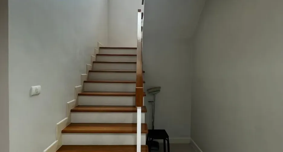 For rent 3 bedrooms house in Mueang Samut Prakan, Samut Prakan
