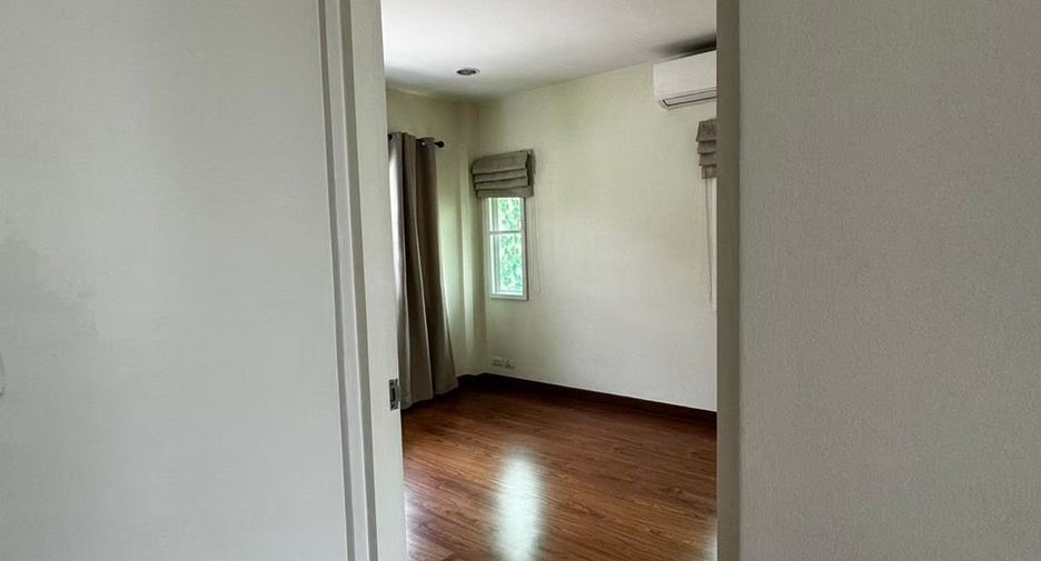 For rent 3 bedrooms house in Mueang Samut Prakan, Samut Prakan