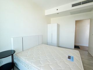 Wohnung zur Miete mit 1 Zimmer in Khlong San, Bangkok