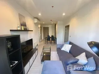 For rent 2 bedrooms condo in Huai Khwang, Bangkok