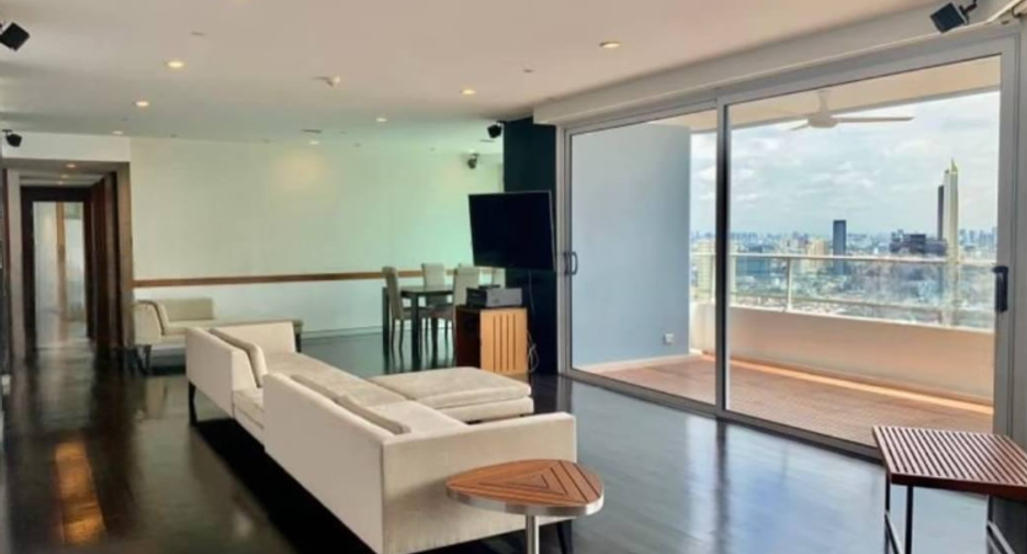 For rent 4 bedrooms condo in Bang Kho Laem, Bangkok