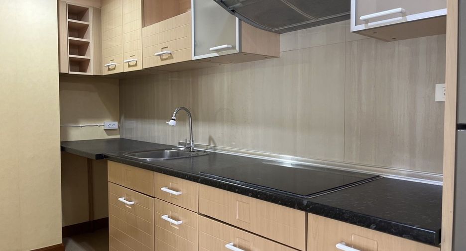 Apartamento en alquiler de 2 habitaciones en Watthana, Bangkok