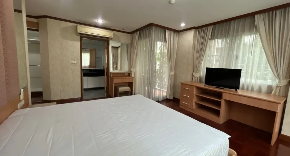 Apartamento en alquiler de 2 habitaciones en Watthana, Bangkok