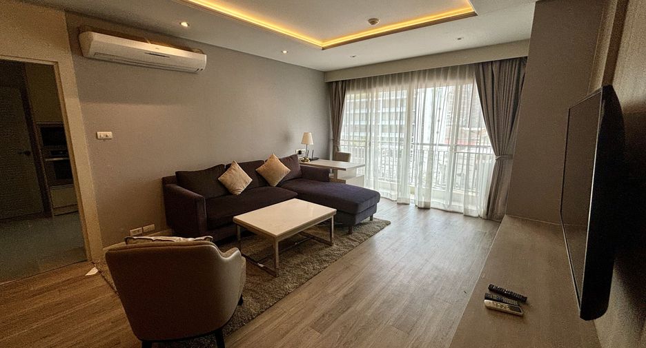 For rent 3 bedrooms condo in Watthana, Bangkok