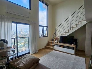 À louer 1 chambre condo à Thon Buri, Bangkok