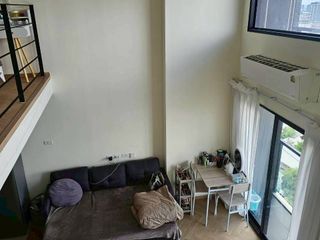 À louer 1 chambre condo à Thon Buri, Bangkok