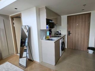 À louer 1 chambre condo à Thon Buri, Bangkok