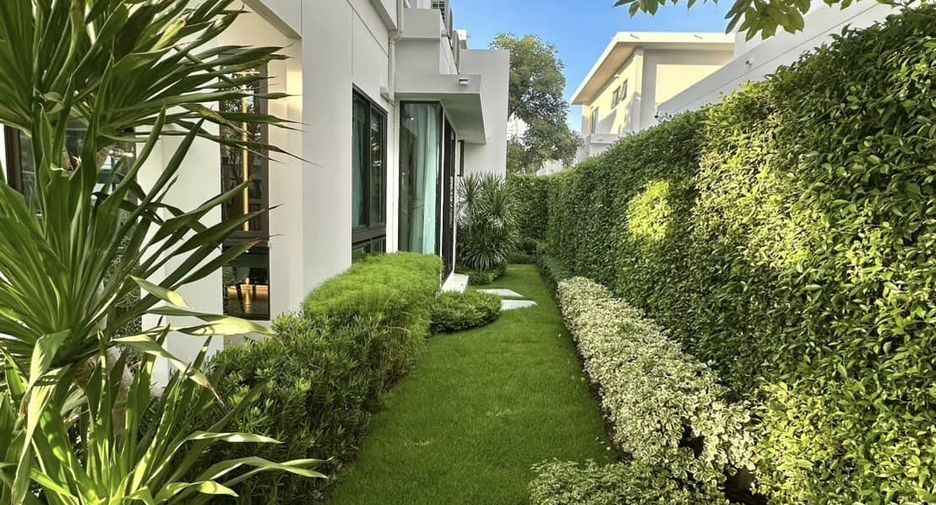 For rent 4 bedrooms house in Bang Phli, Samut Prakan