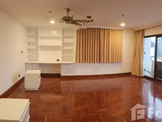 À louer 3 chambres condo à Watthana, Bangkok