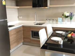 Wohnung zur Miete mit 2 Zimmer in Phra Khanong, Bangkok
