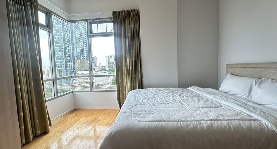 Wohnung zur Miete mit 3 Zimmer in Khlong Toei, Bangkok