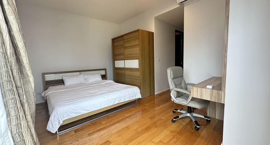Wohnung zur Miete mit 3 Zimmer in Khlong Toei, Bangkok