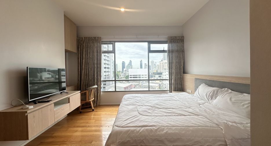 Wohnung zur Miete mit 3 Zimmer in Khlong Toei, Bangkok