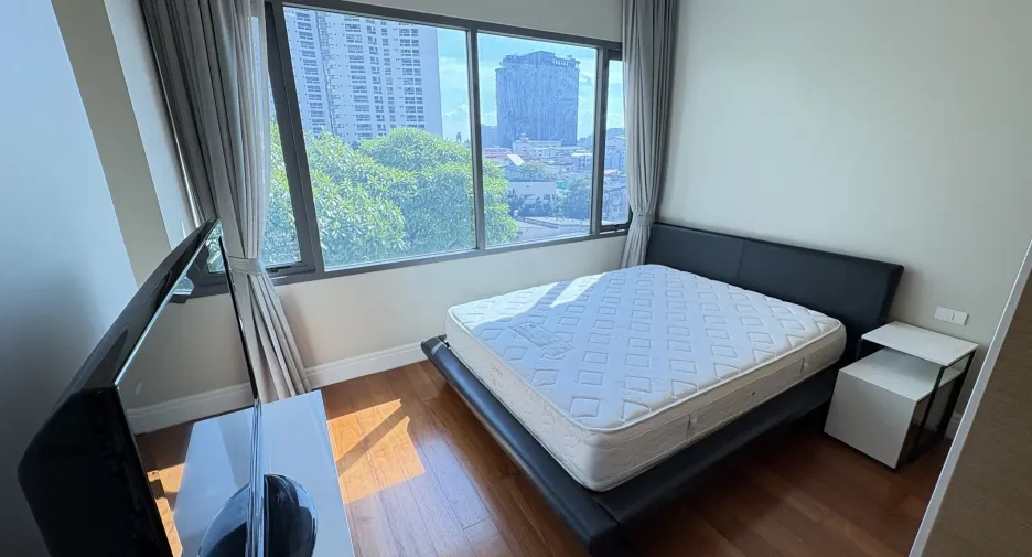 ให้เช่า 2 ห้องนอน คอนโด ใน คลองเตย, กรุงเทพฯ