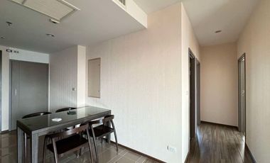 For rent 2 bedrooms condo in Khlong San, Bangkok