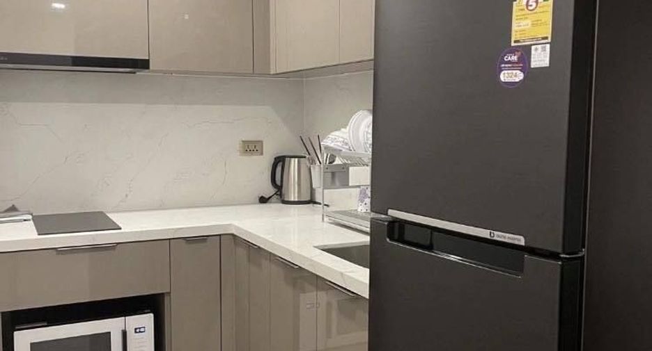 For rent 1 bed condo in Huai Khwang, Bangkok