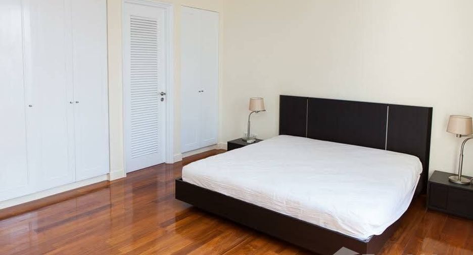 Wohnung zur Miete mit 3 Zimmer in Watthana, Bangkok