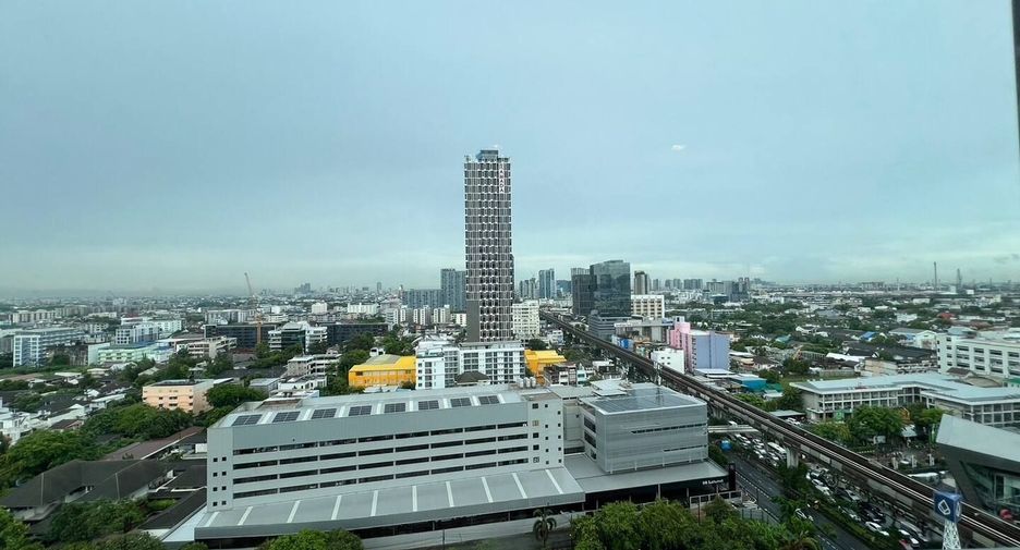 À louer studio condo à Phra Khanong, Bangkok