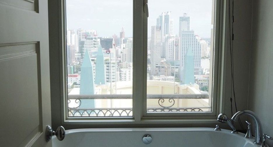 À louer 2 chambres condo à Watthana, Bangkok
