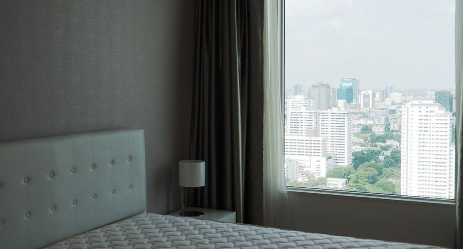 À louer 2 chambres condo à Watthana, Bangkok