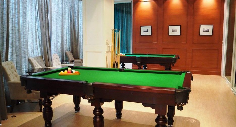 À louer 2 chambres condo à Watthana, Bangkok