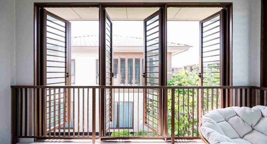 Haus zur Miete mit 4 Zimmer in Bang Kapi, Bangkok
