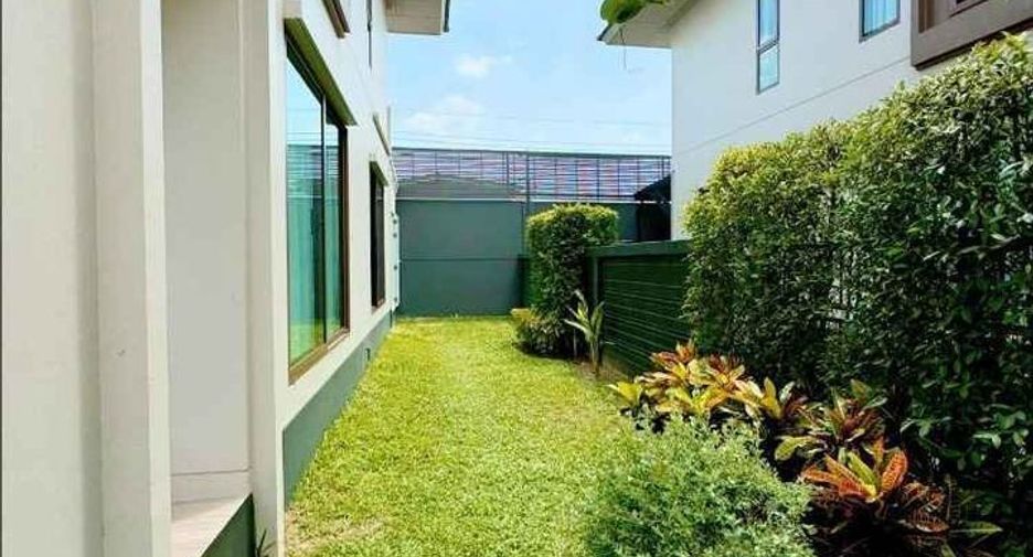 Haus zur Miete mit 4 Zimmer in Bang Kapi, Bangkok
