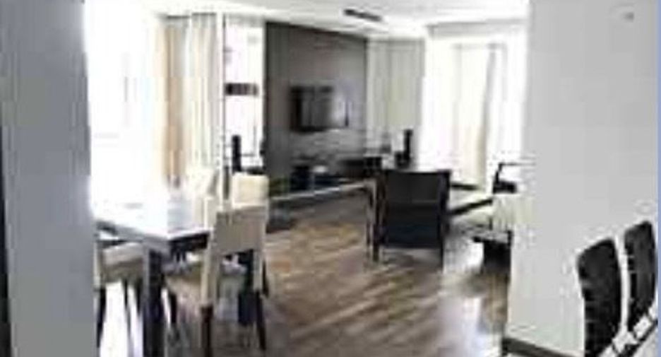 For rent 2 bedrooms condo in Pathum Wan, Bangkok