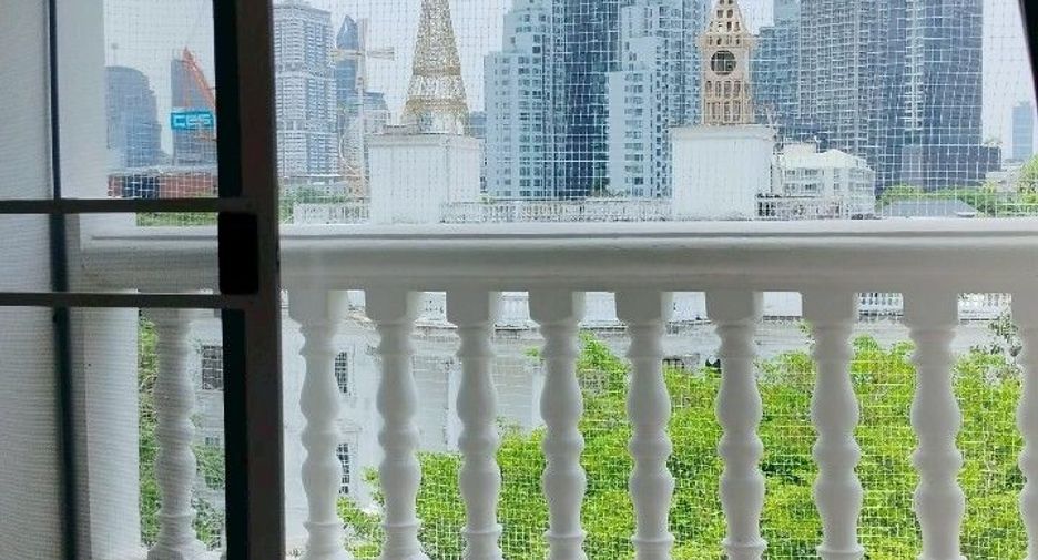 For rent 1 Beds condo in Khlong Toei, Bangkok