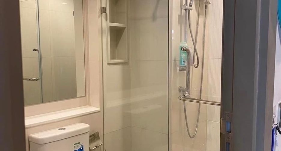 Condo en alquiler de estudio en Huai Khwang, Bangkok