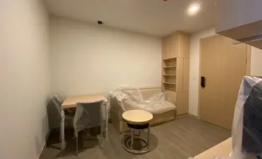 Wohnung zur Miete mit 1 Zimmer in Yan Nawa, Bangkok