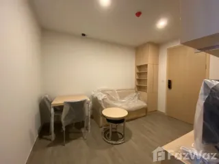 Wohnung zur Miete mit 1 Zimmer in Yan Nawa, Bangkok