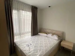 Wohnung zur Miete mit 1 Zimmer in Yan Nawa, Bangkok