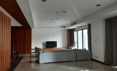 For rent 3 ベッドルーム condo in Khlong Toei, Bangkok