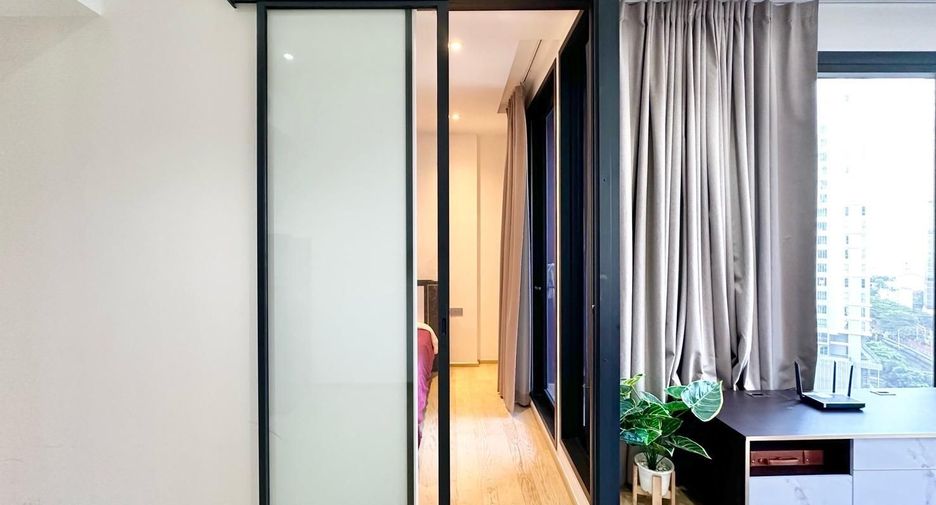 Condo en alquiler de estudio en Huai Khwang, Bangkok