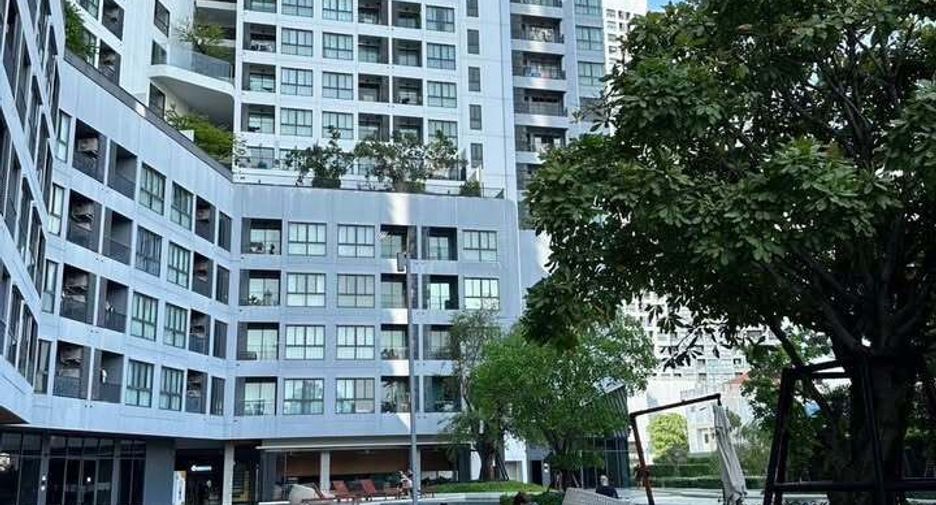 Condo en alquiler de 1 habitaciones en Bang Na, Bangkok