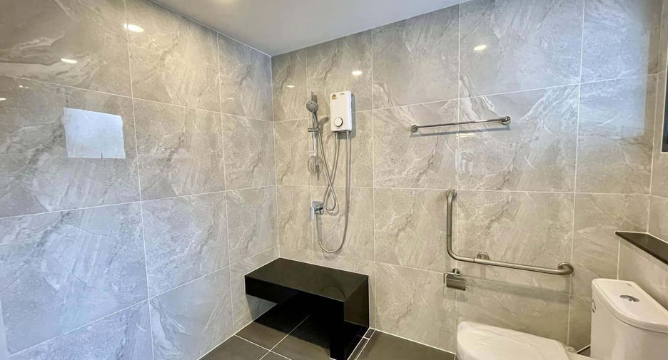 For rent 5 ベッドルーム house in Bang Phli, Samut Prakan
