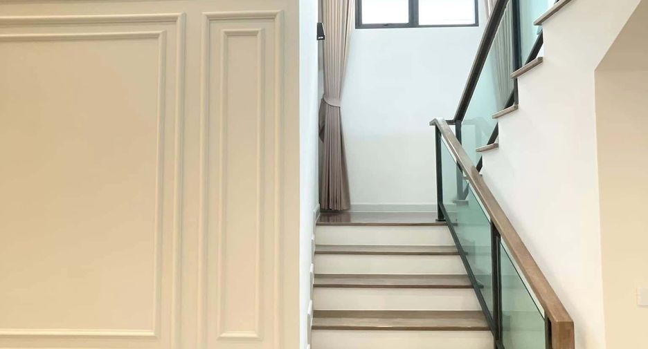 For rent 5 ベッドルーム house in Bang Phli, Samut Prakan